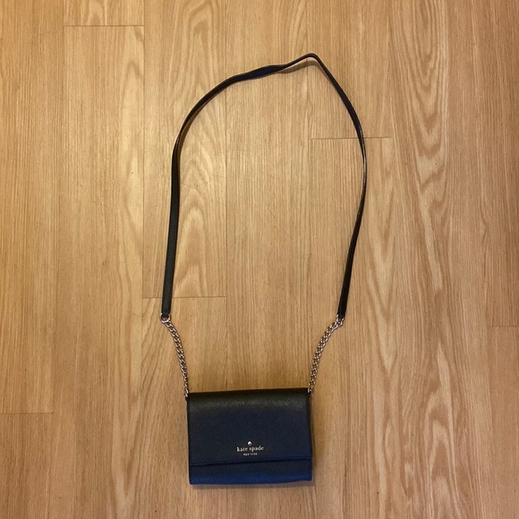 kate spade Handbags - Kate Spade cross body purse